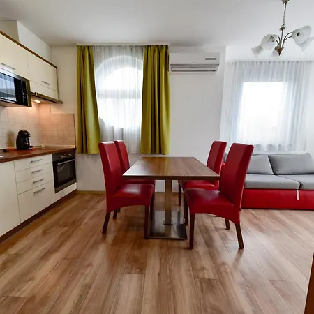 Veritas Apartamento *